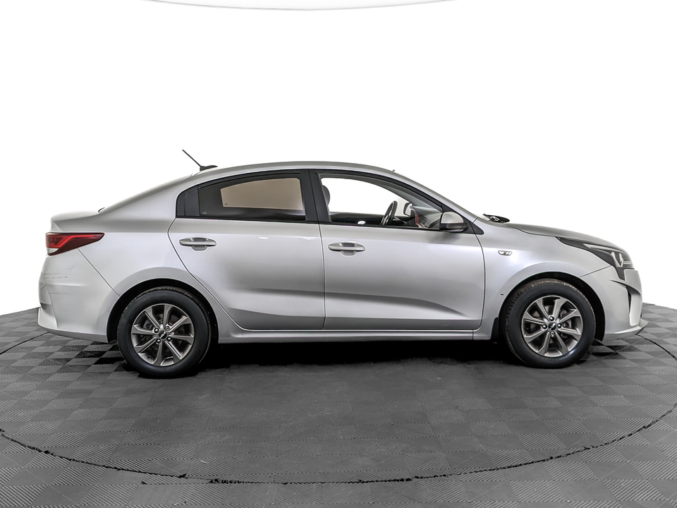 car-card-slide Kia Rio 2021 89 200км фото №4