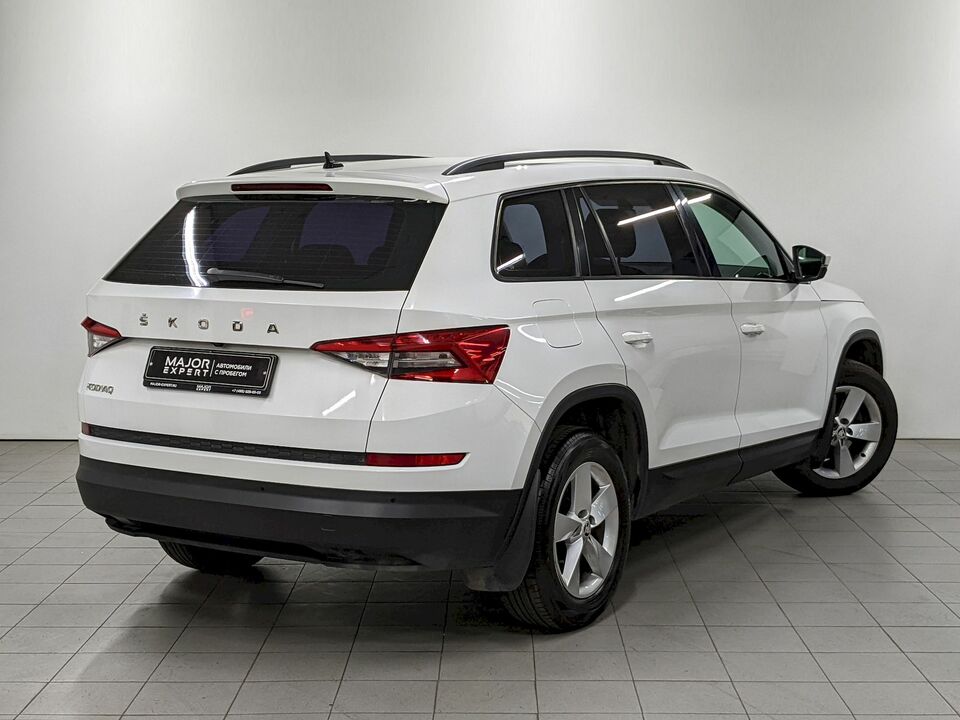 car-card-slide Skoda Kodiaq 2019 215 900км фото №5