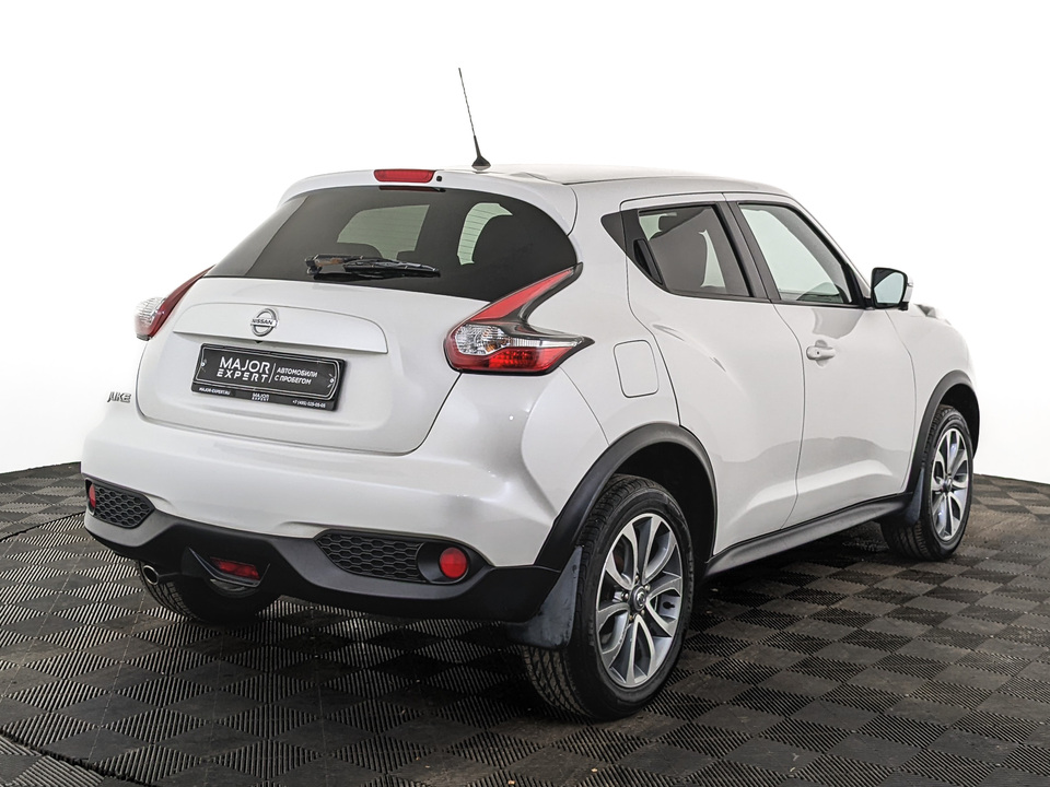 car-card-slide Nissan Juke 2015 94 719км фото №5