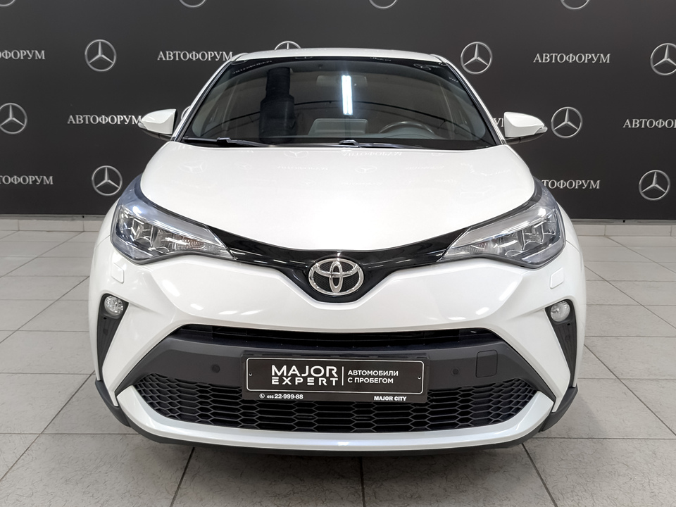 car-card-slide Toyota C-HR 2021 53 860км фото №2