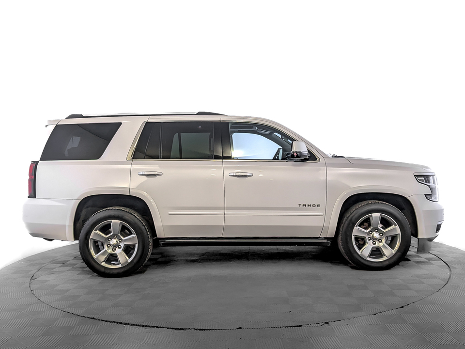 car-card-slide Chevrolet Tahoe 2020 86 765км фото №4