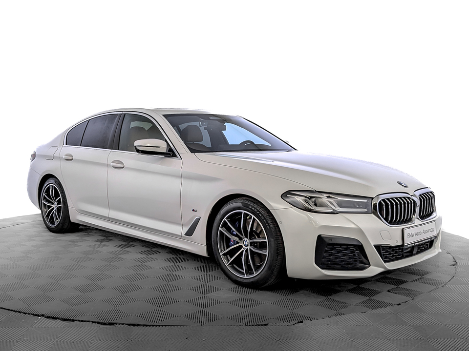 car-card-slide BMW 5 серии 2021 54 081км фото №3