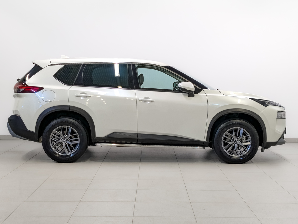 car-card-slide Nissan X-Trail IV 2021 33 440км фото №4