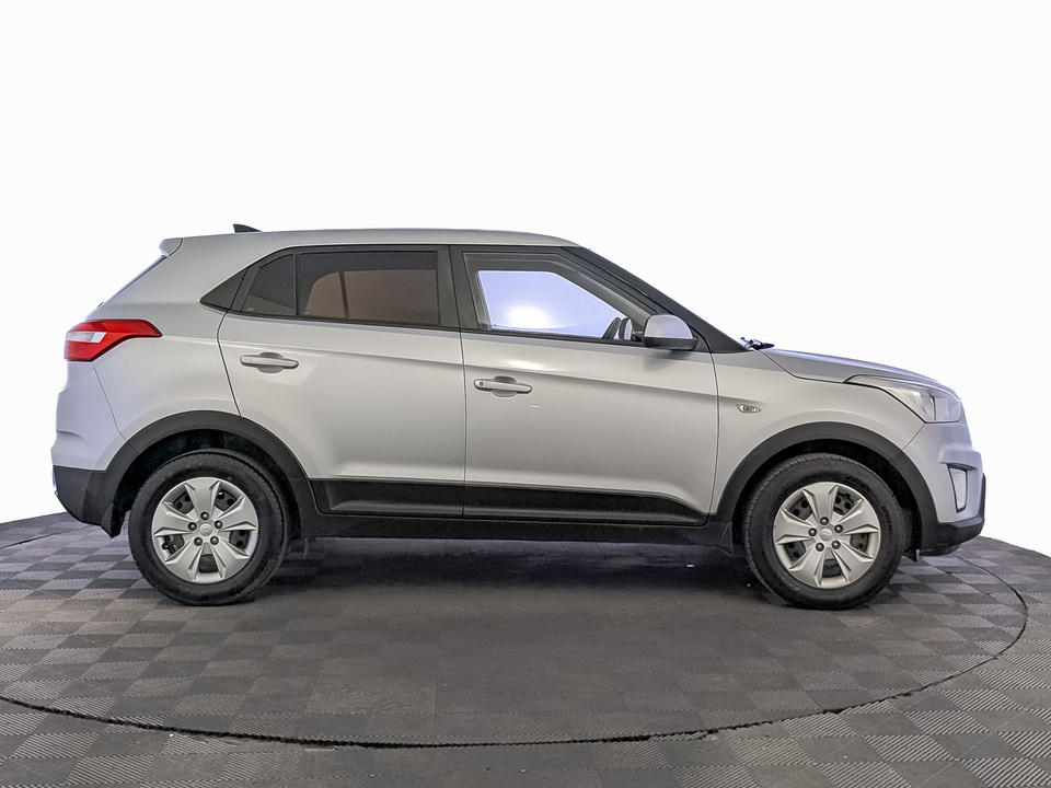 car-card-slide Hyundai Creta 2019 116 658км фото №4
