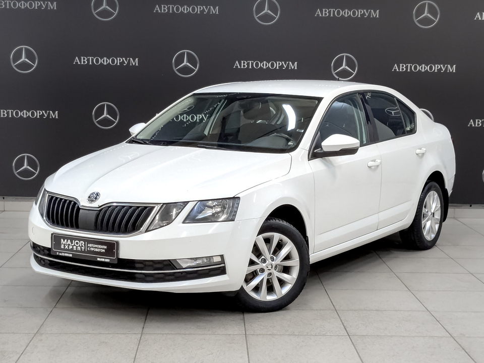 car-card-slide Skoda Octavia 2019 168 338км фото №1