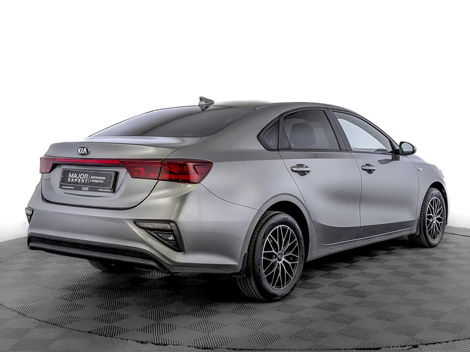 Kia Cerato 2018 180 204км фото №5