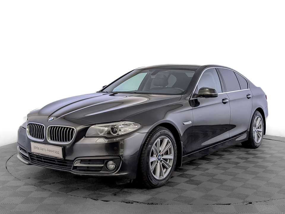 car-card-slide BMW 5 серии 2016 108 148км фото №1