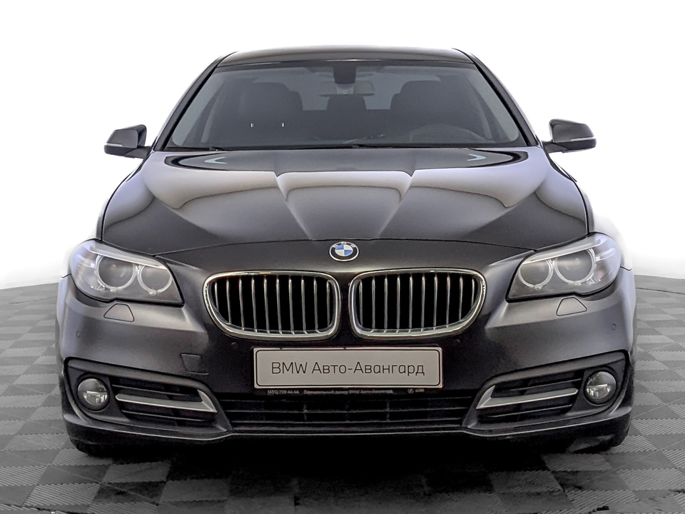 car-card-slide BMW 5 серии 2016 108 148км фото №2