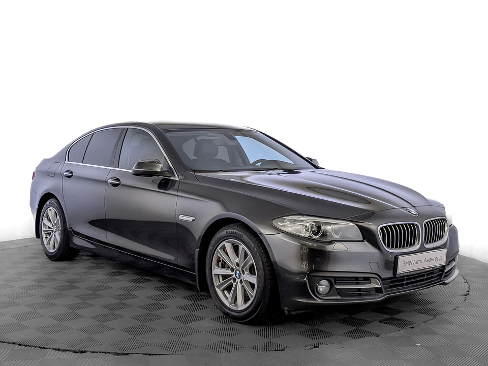 car-card-slide BMW 5 серии 2016 108 148км фото №3