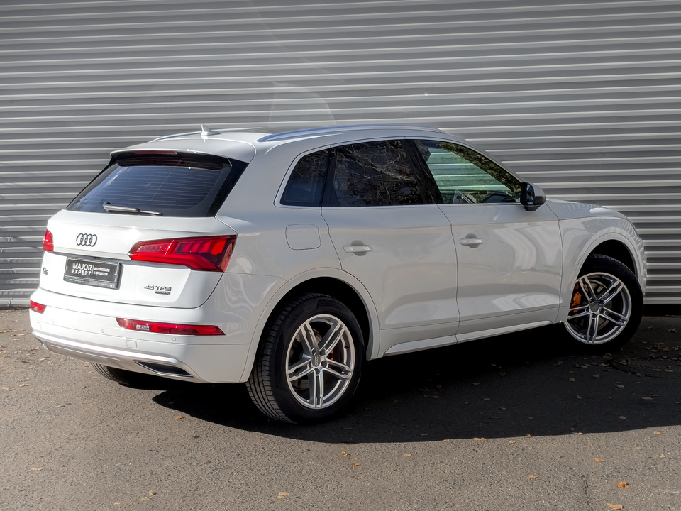 car-card-slide Audi Q5 2020 95 588км фото №5