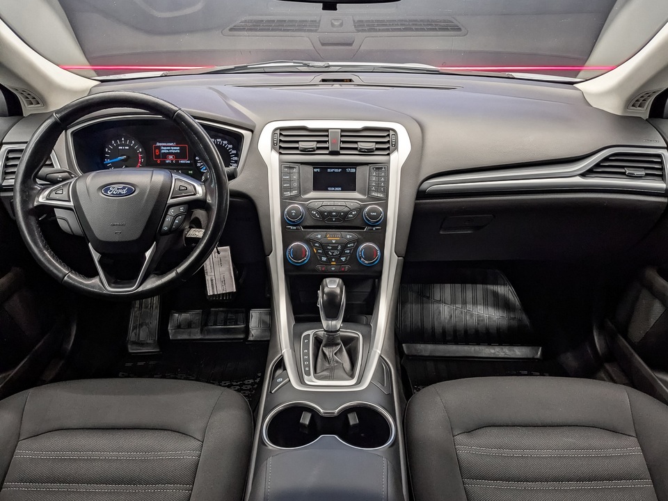 car-card-slide Ford Mondeo 2019 146 925км фото №2