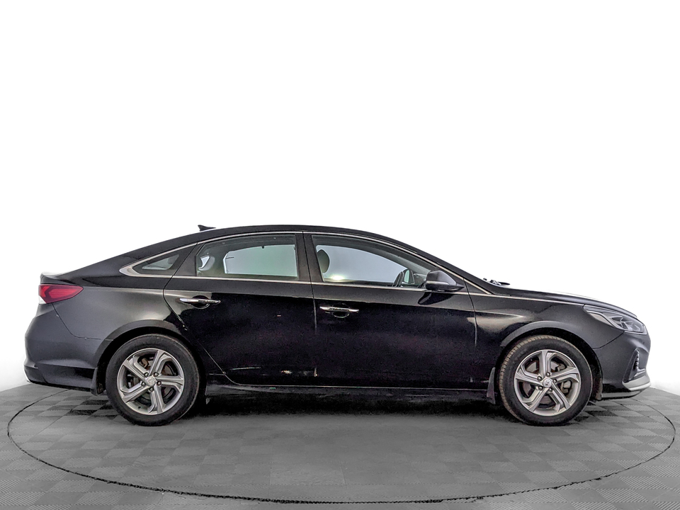 car-card-slide Hyundai Sonata 2017 148 080км фото №4