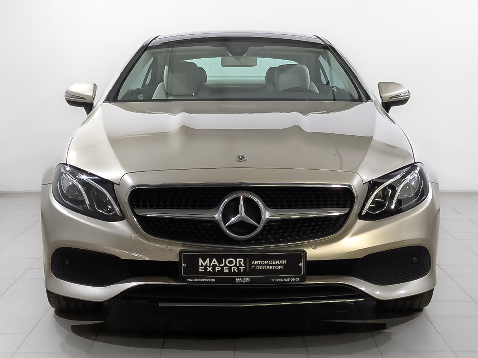 car-card-slide Mercedes-Benz E-Класс Купе 2017 88 235км фото №2