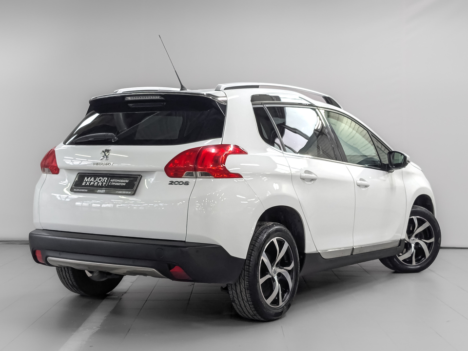 car-card-slide Peugeot 2008 2016 139 520км фото №5