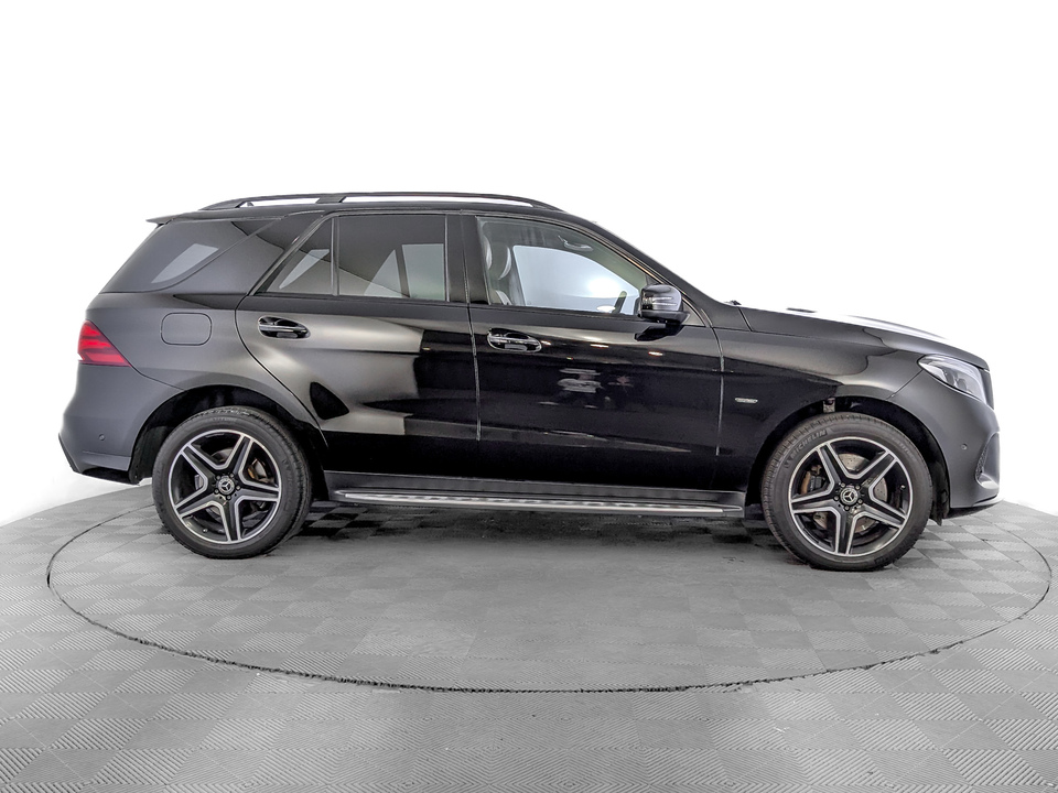 car-card-slide Mercedes-Benz GLE 2018 139 770км фото №4