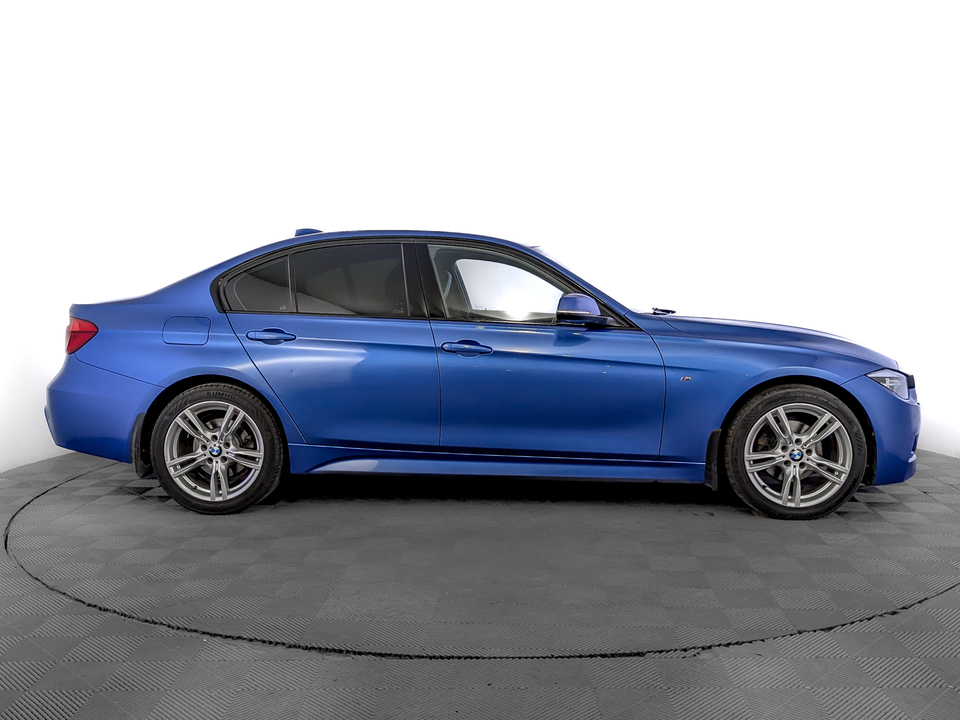 car-card-slide BMW 3 серии 2018 94 711км фото №4
