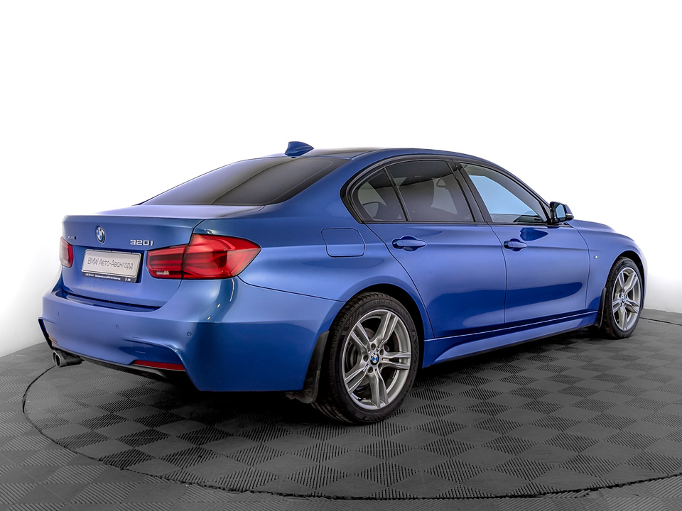 car-card-slide BMW 3 серии 2018 94 711км фото №5