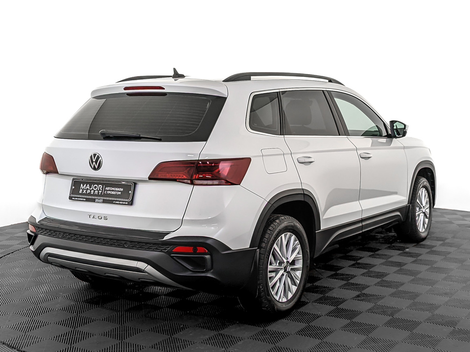car-card-slide Volkswagen Taos 2021 81 034км фото №5