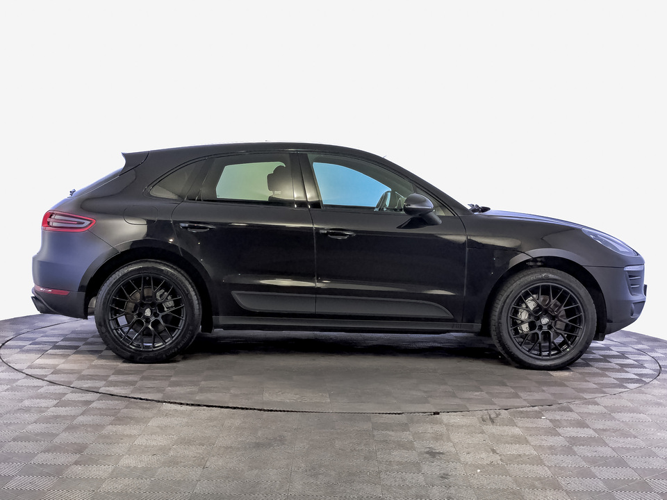 car-card-slide Porsche Macan 2018 108 529км фото №4