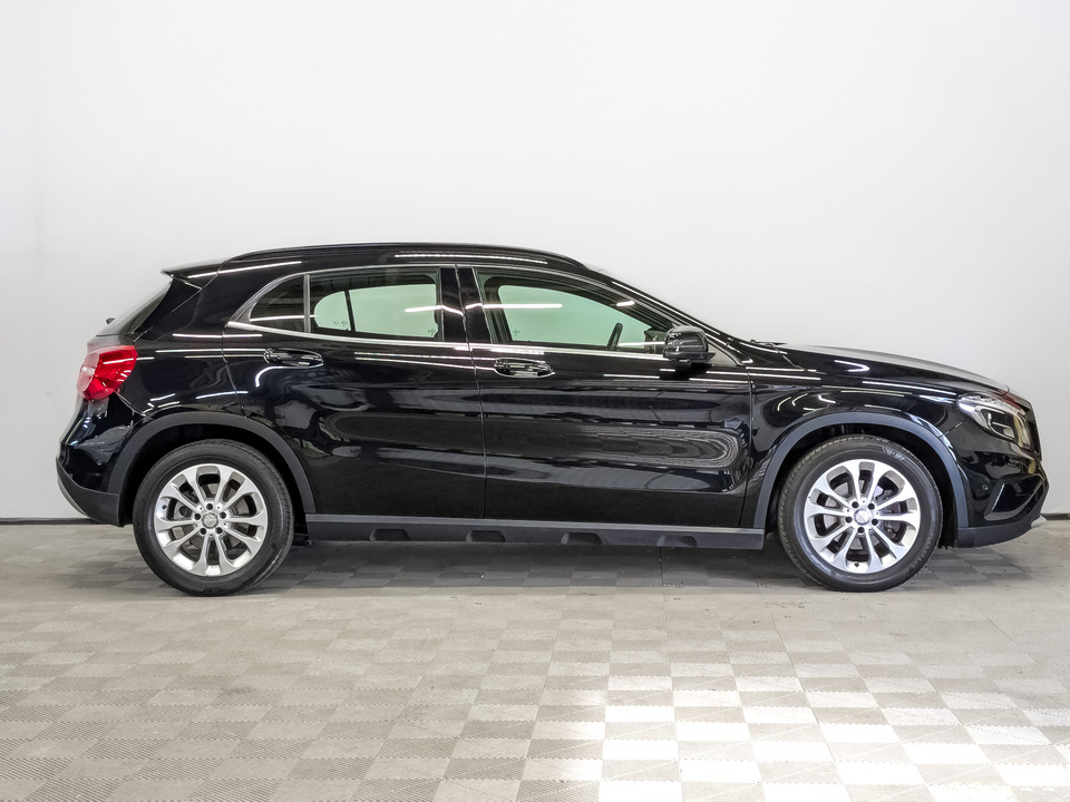 Mercedes-Benz GLA 2014 51 647км фото №4