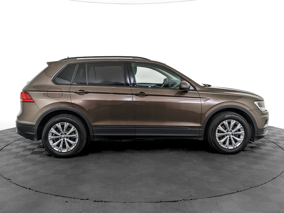 car-card-slide Volkswagen Tiguan 2018 37 000км фото №4