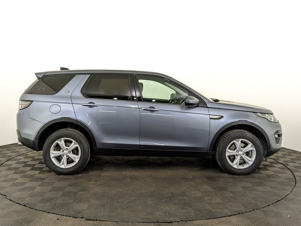 car-card-slide Land Rover Discovery Sport 2019 93 120км фото №4