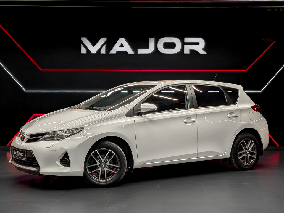 Toyota Auris 2014 90 640км фото №1