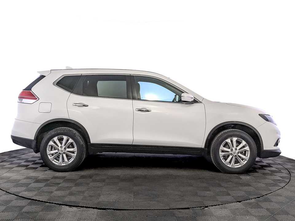 car-card-slide Nissan X-Trail 2017 103 835км фото №4