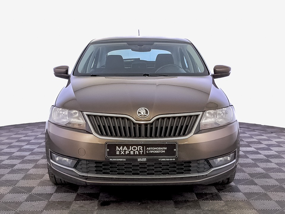 car-card-slide Skoda Rapid 2018 142 367км фото №2