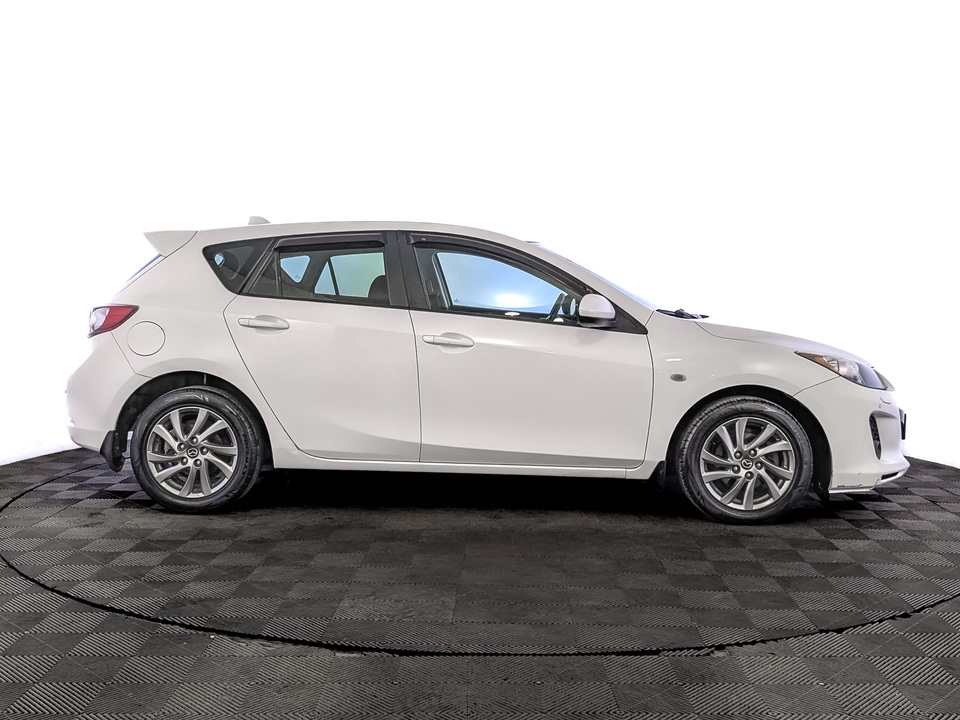 car-card-slide Mazda 3 2012 120 583км фото №4