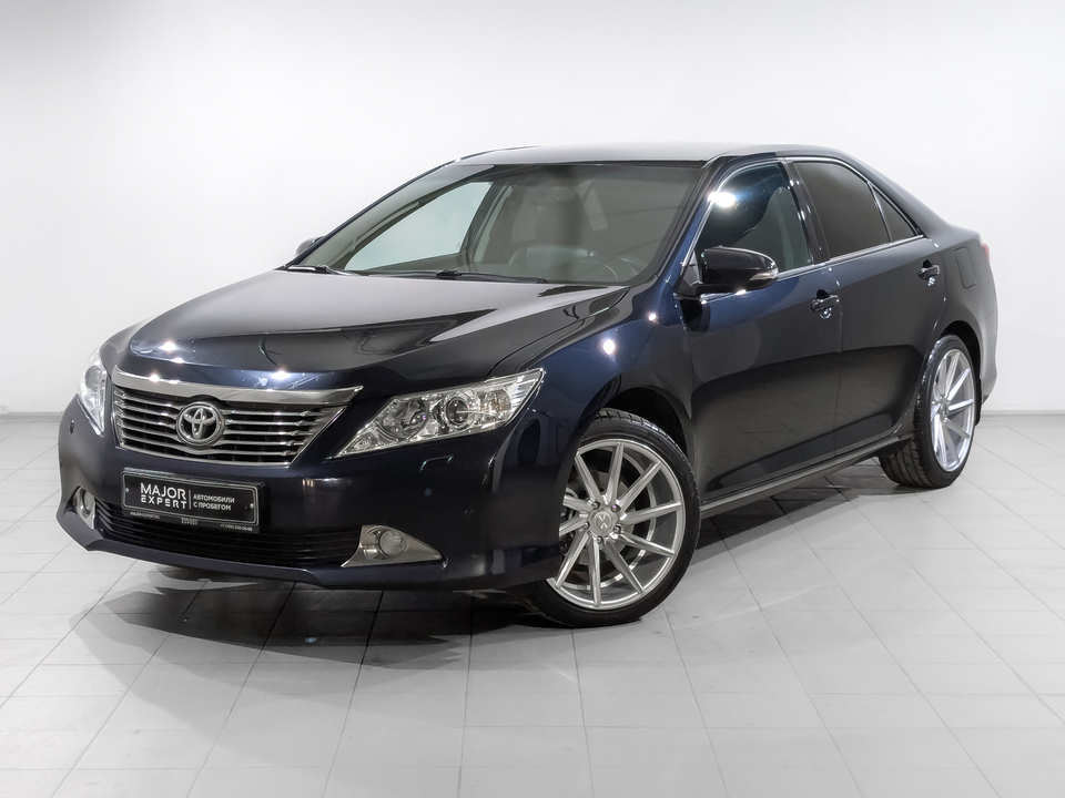 car-card-slide Toyota Camry 2013 129 591км фото №1