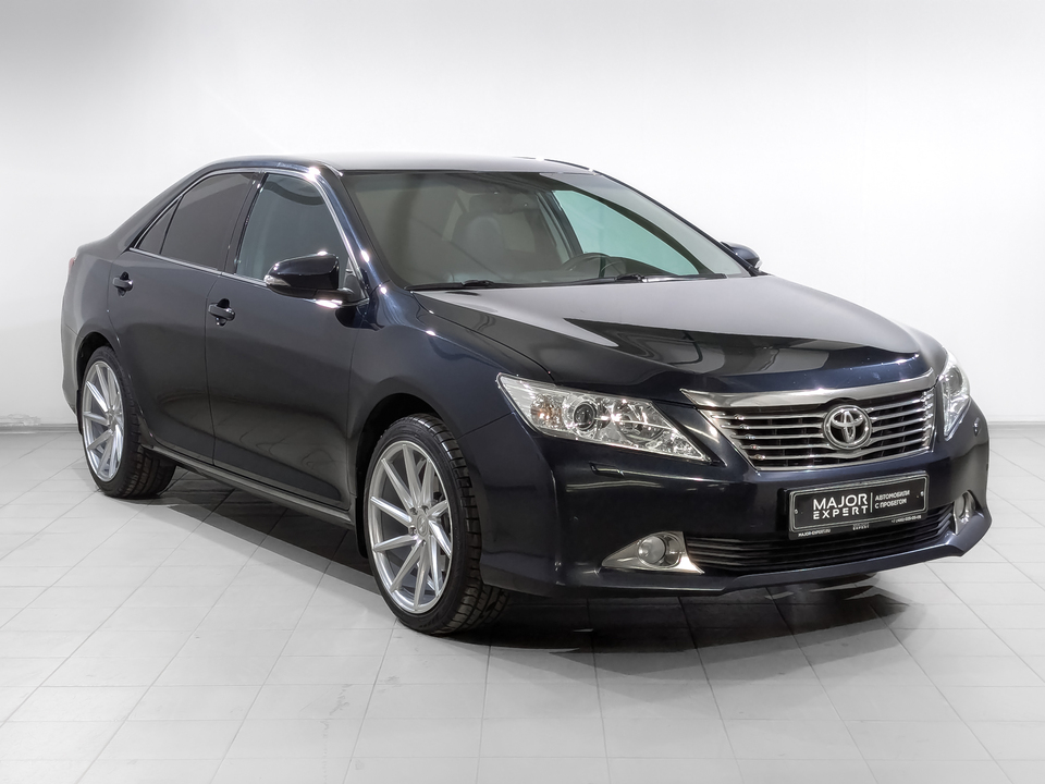 car-card-slide Toyota Camry 2013 129 591км фото №3