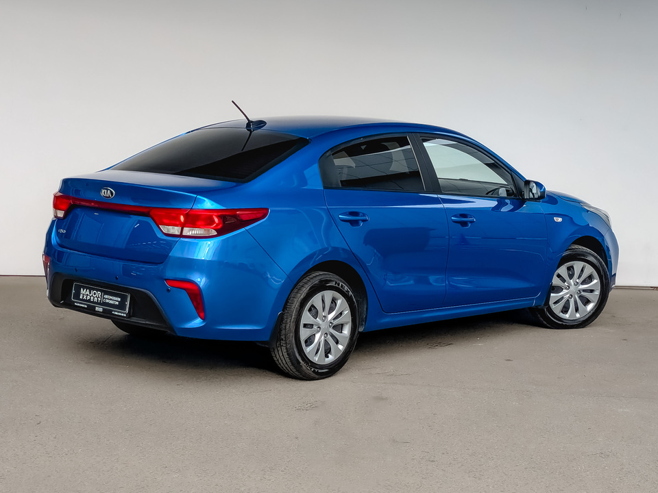 car-card-slide Kia Rio 2018 61 584км фото №5