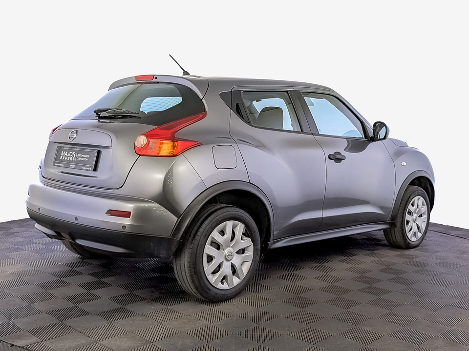 car-card-slide Nissan Juke 2014 151 773км фото №5
