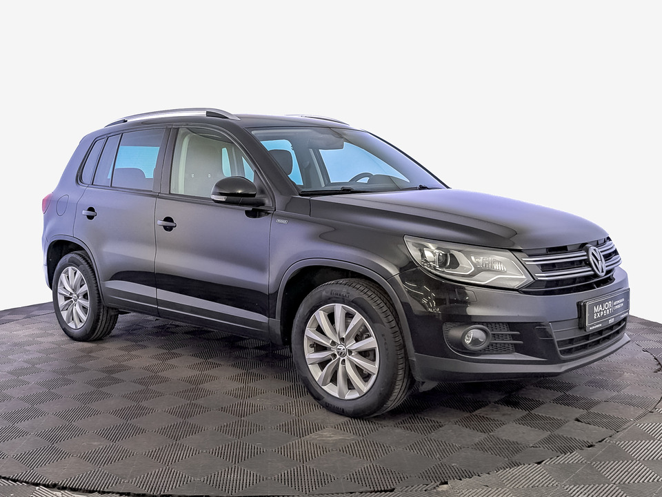 car-card-slide Volkswagen Tiguan 2016 107 767км фото №3