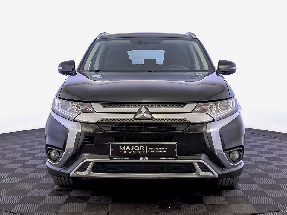car-card-slide Mitsubishi Outlander 2019 178 898км фото №2