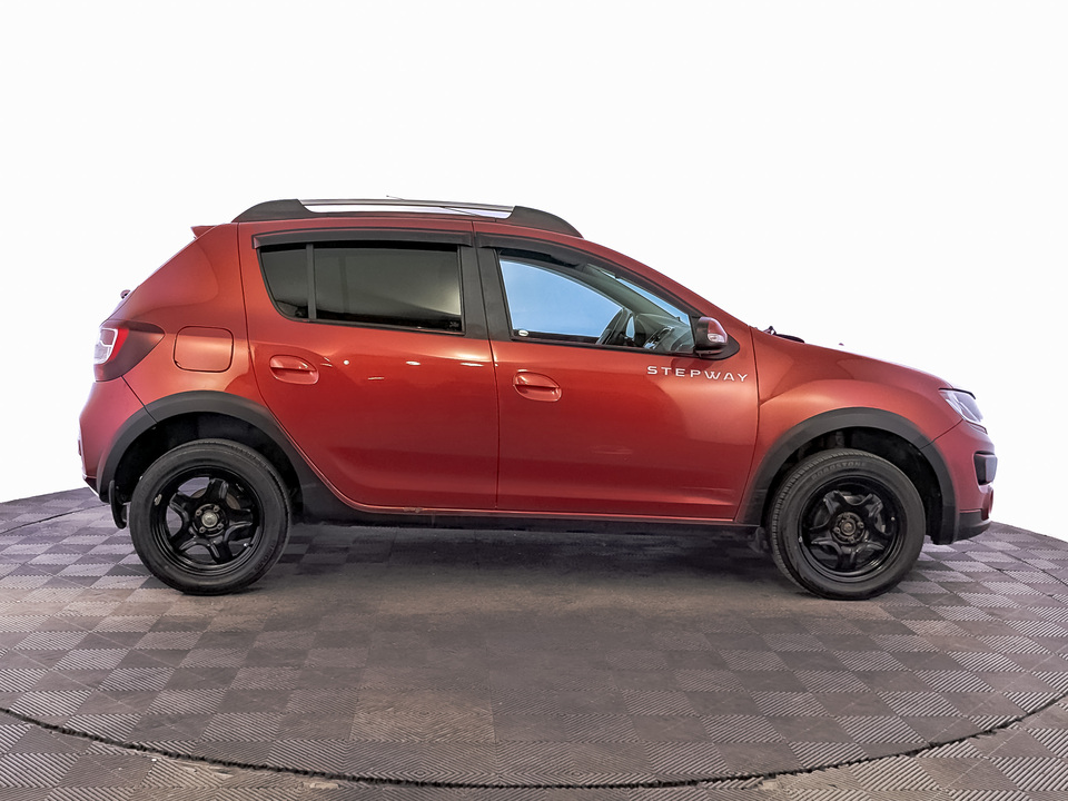 car-card-slide Renault Sandero 2017 79 519км фото №4