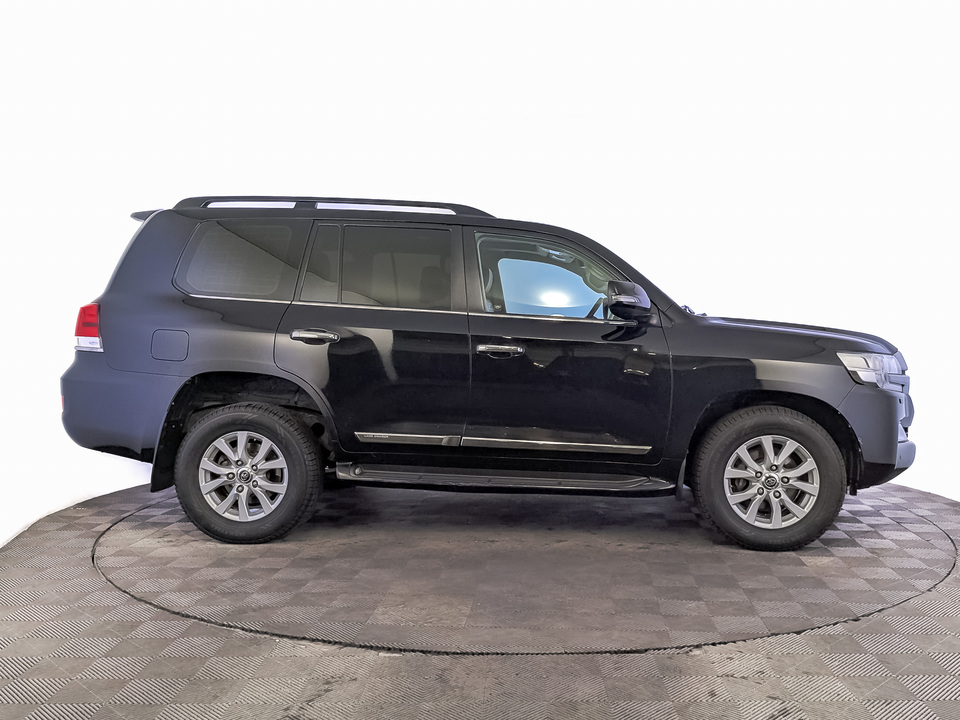 car-card-slide Toyota Land Cruiser 200 2016 185 939км фото №4