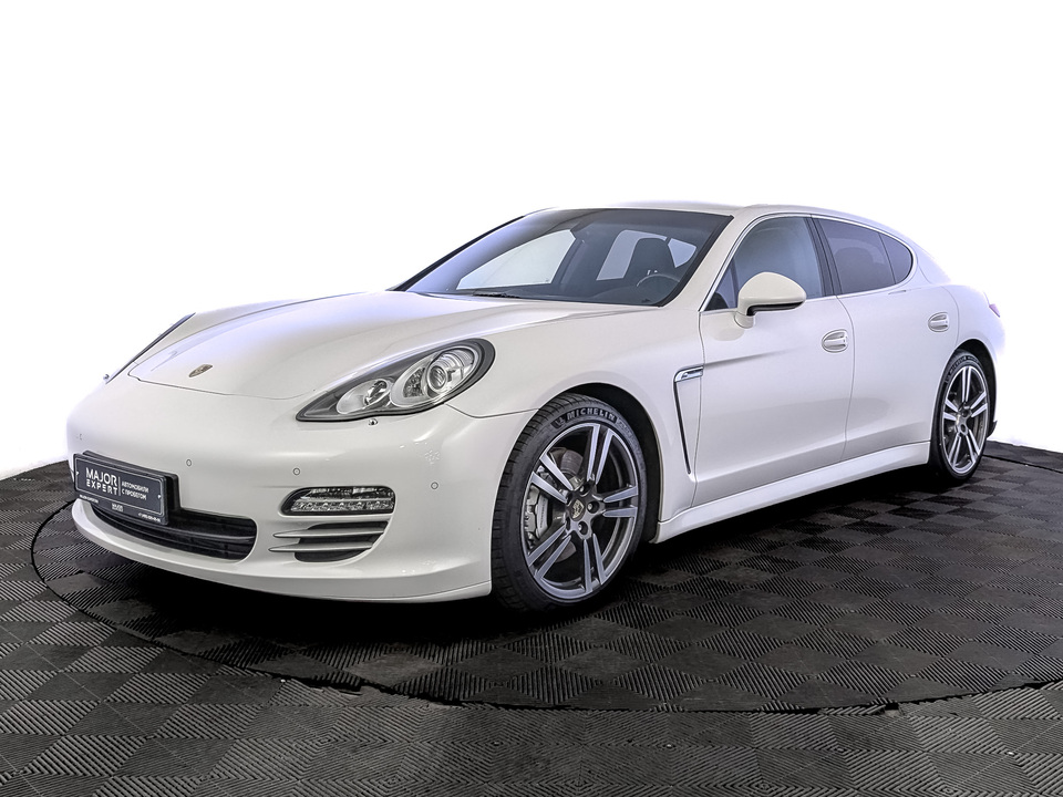 Porsche Panamera 2011 24 731км фото №1