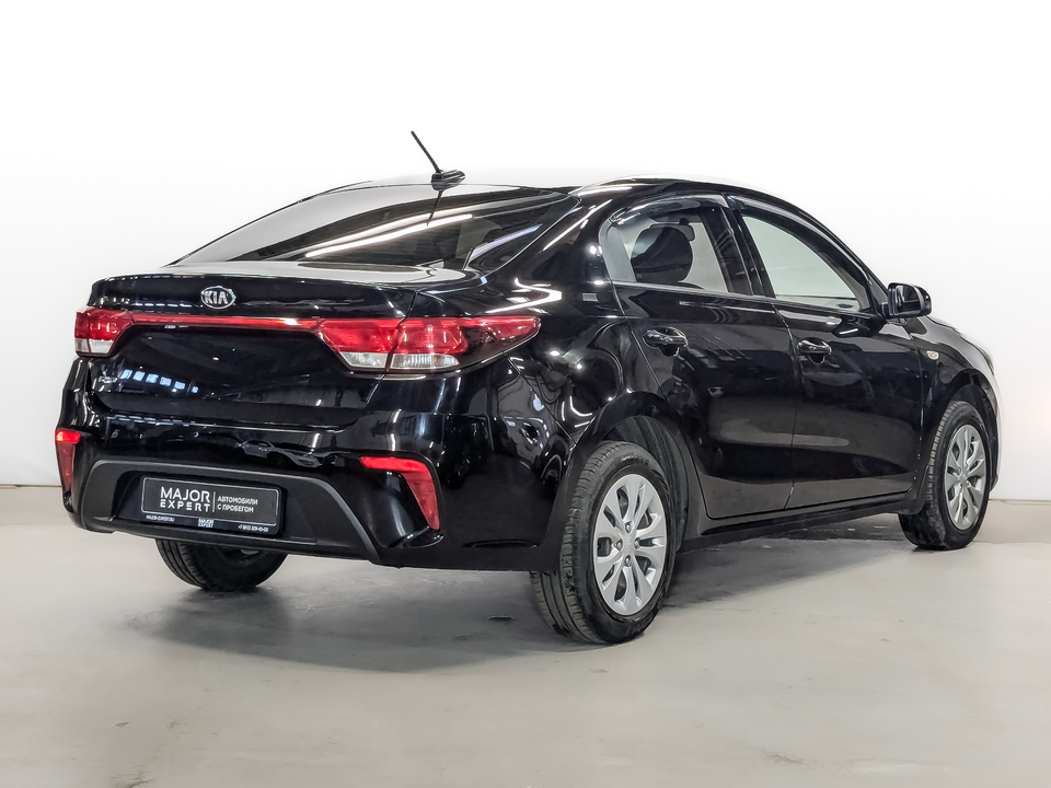 car-card-slide Kia Rio 2020 76 638км фото №5