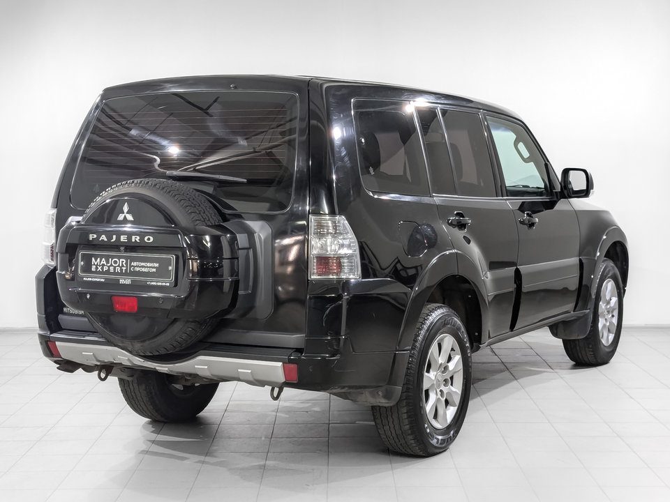 car-card-slide Mitsubishi Pajero 2014 156 148км фото №5