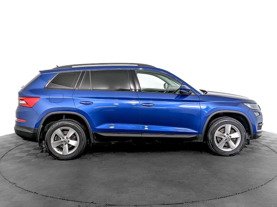 car-card-slide Skoda Kodiaq 2020 89 101км фото №4