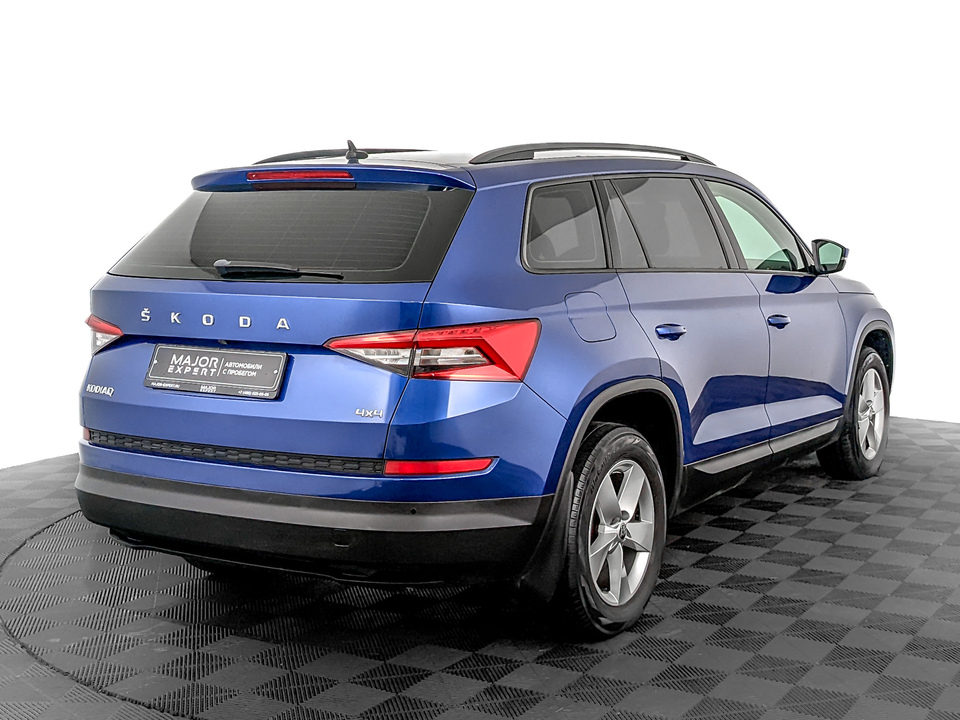 car-card-slide Skoda Kodiaq 2020 89 101км фото №5