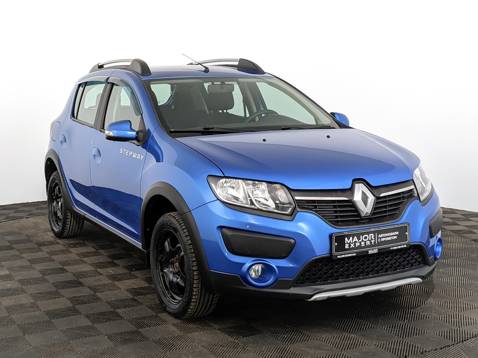 car-card-slide Renault Sandero 2017 61 832км фото №3