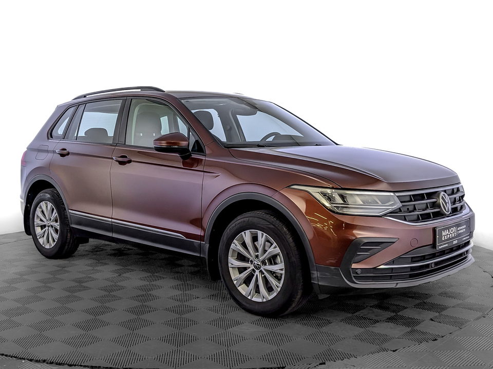 car-card-slide Volkswagen Tiguan 2021 77 757км фото №3