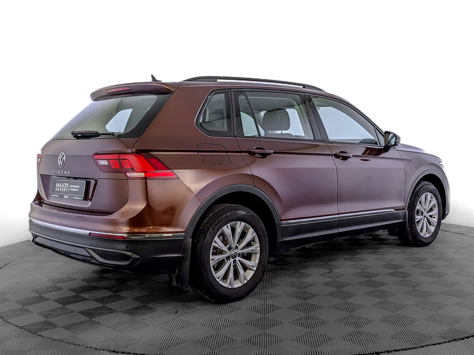 car-card-slide Volkswagen Tiguan 2021 77 757км фото №5