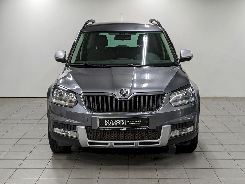 car-card-slide Skoda Yeti 2015 126 049км фото №2