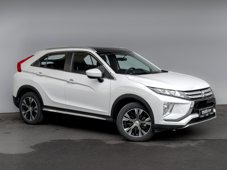 car-card-slide Mitsubishi Eclipse Cross 2022 6 000км фото №3