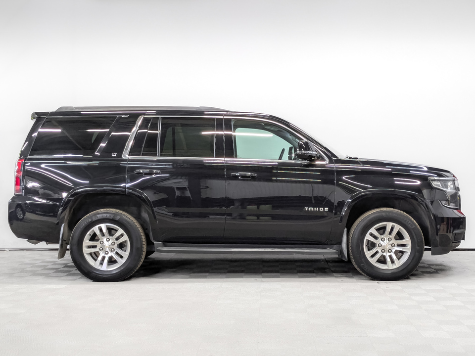 car-card-slide Chevrolet Tahoe 2018 87 224км фото №4