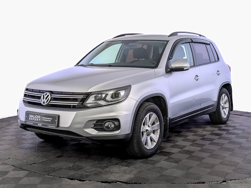 car-card-slide Volkswagen Tiguan 2012 141 671км фото №1